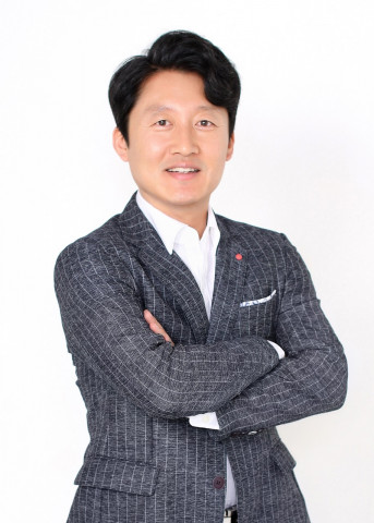 건국대학교 신찬영 교수 건국대학교 신찬영 교수